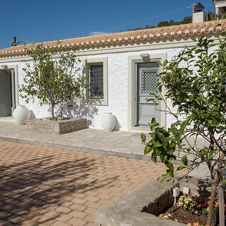 Traditional Guest House Grandma Vitsa in Ermioni Esterno foto